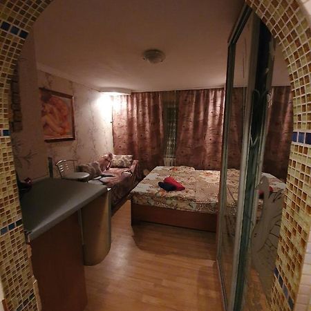 House Hotel Apartments 3 Rivne Ngoại thất bức ảnh