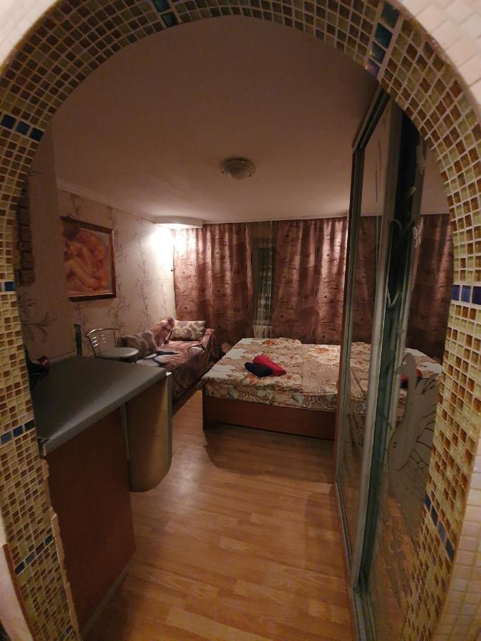 House Hotel Apartments 3 Rivne Ngoại thất bức ảnh